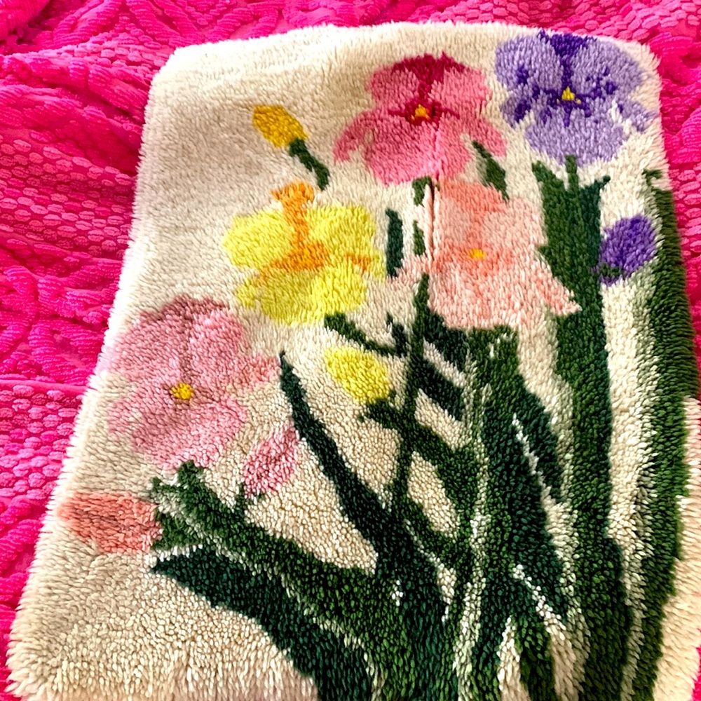 Vintage-Beautiful flower tapestry